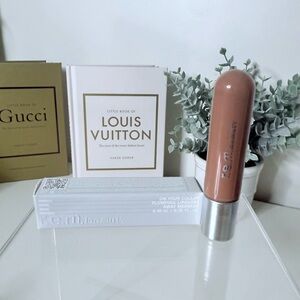 r.e.m. beauty On Your Collar Plumping Lip Gloss - Away Message